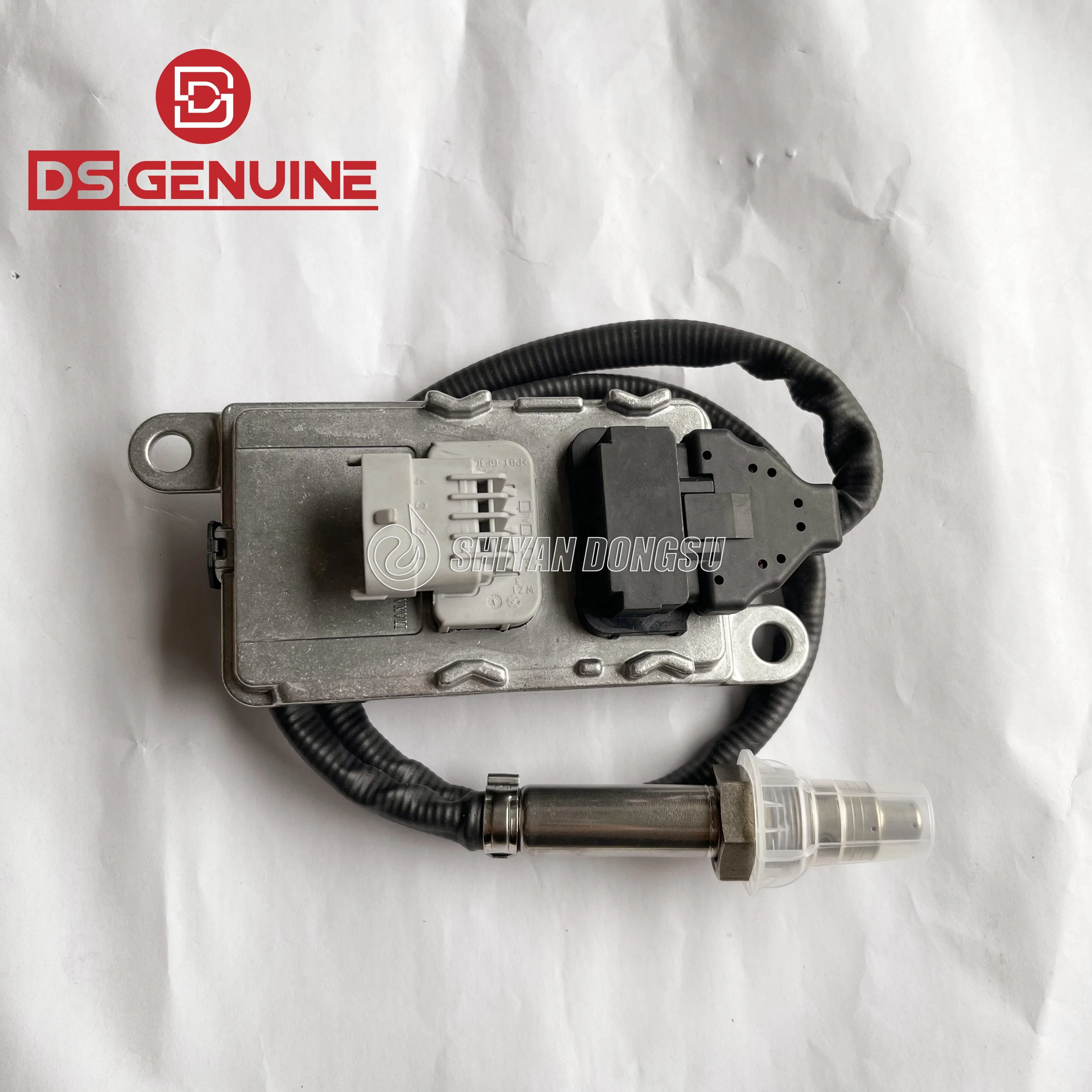 Auto Parts Diesel Engine Nitrogen Nox Sensor 2872948