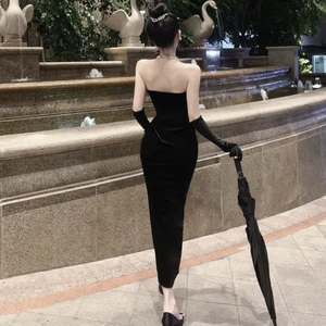 Slimming Essential Women's Sleeveless Strapless Gold Velvet Evening Gown - Elegant Dress for Dinner/Wedding