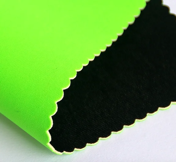 1,5 мм экологически чистые неопреновые листы пенорезины SBR без запаха клейкая задняя двухсторонняя цветная полиэфирная ткань