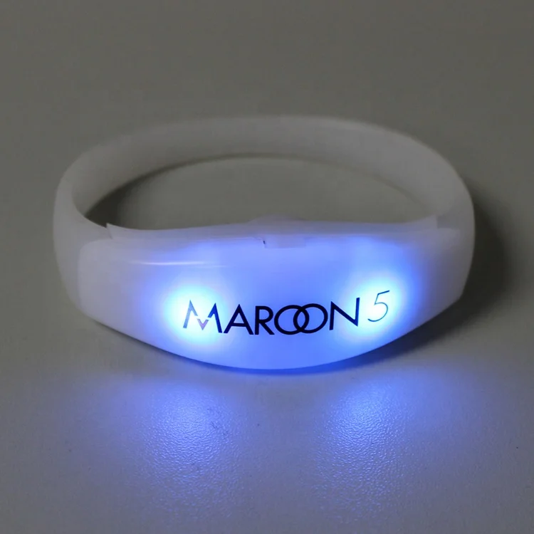 New Function Product Light Flashing Interactive Wristband Logo Programmable Xyloband Remote Controlled Led Bracelet