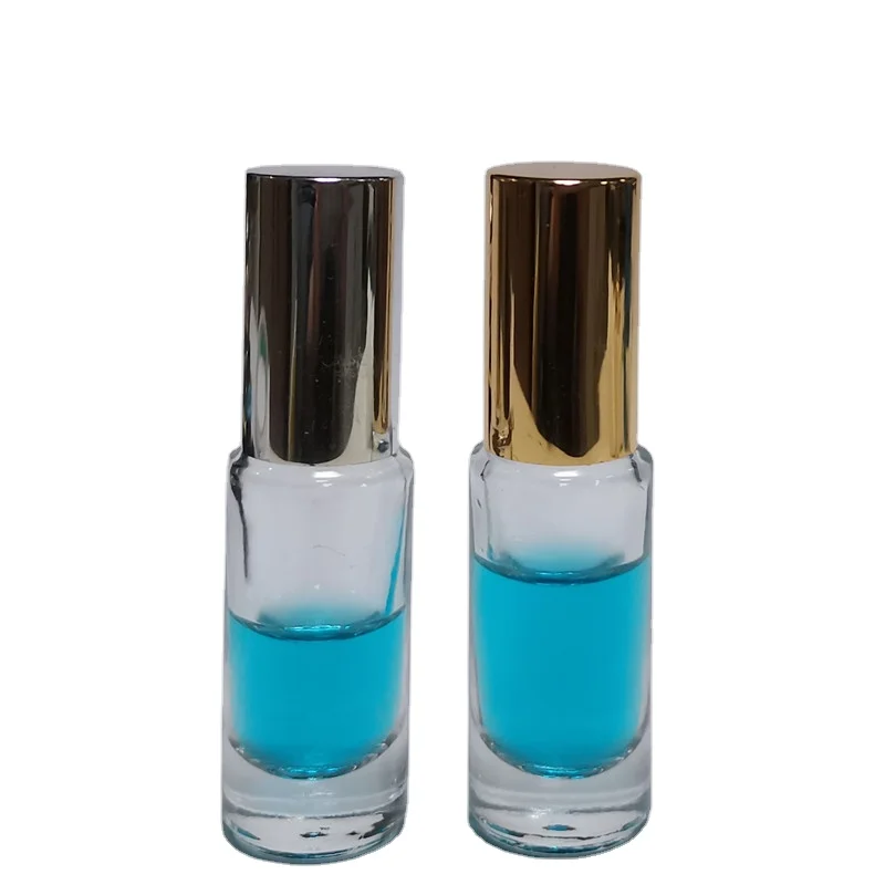 Essence, glass, bottle, oil, organic, natural, care, treatment, chamomile,  rose, hands, female, woman, background, aroma, perfume, cosmetic,  essential, liquid, beauty, spa, aromatherapy, spring, medical, flowers,  floral, acid, chemist, cosmetician 