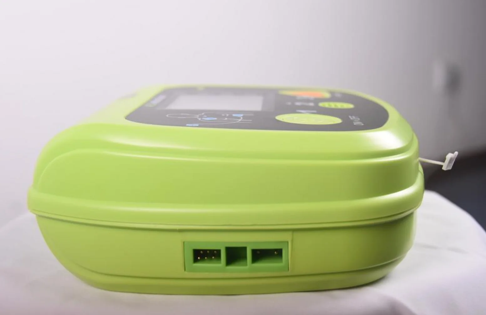 YS-AED7000 Plus Medical First Aid Automated External Defibrillator Portable AED Defibrillator