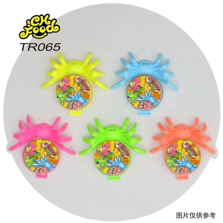Wholesale and OEM Spider Plastic with Square Chewing Gum for Children Custom Boy's Candy Toy Halal