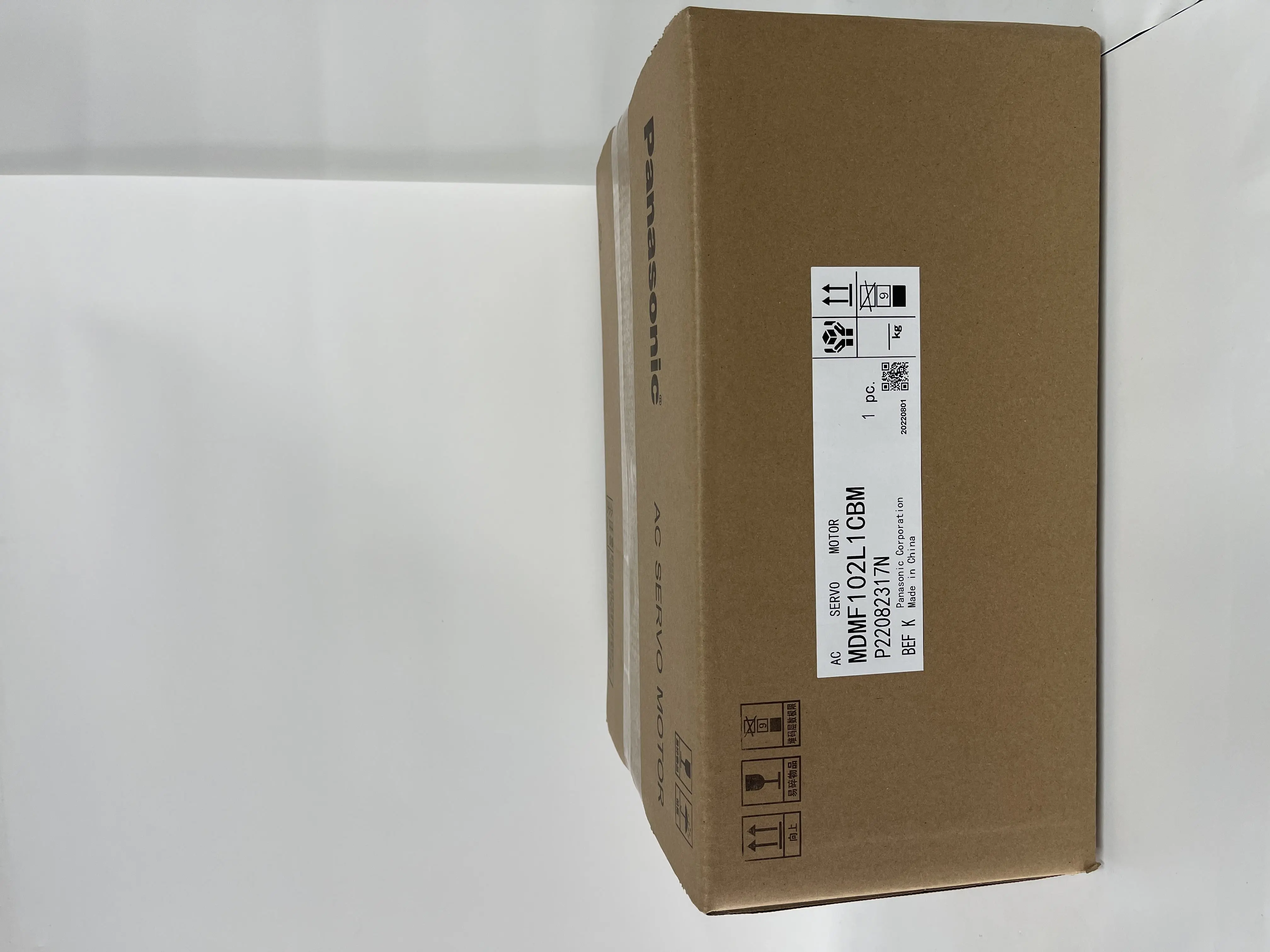 Panasonic AC Servo Motor MDMF102L1CBM