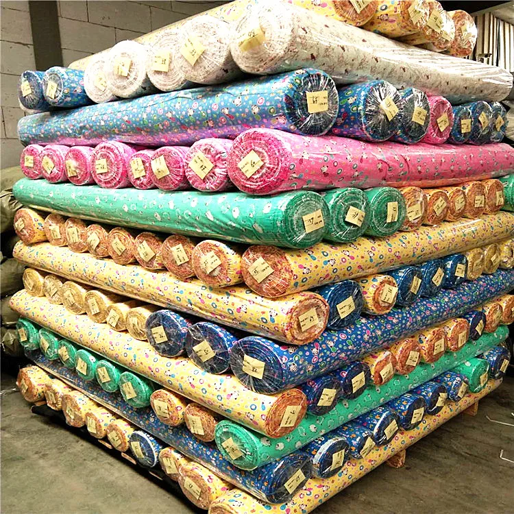 В наличии лот китайского производства клетчатая 100% хлопчатобумажная фланелевая ткань