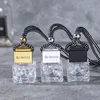 Transparent avec bouchon doré
