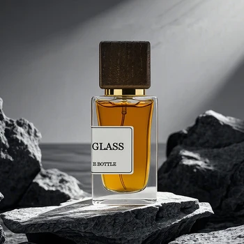 Wholesale Glass Perfume Bottle 50ml Spray Bottles Empty Luxury Glass Bottle With New Design Wood Cap and Box Packaging