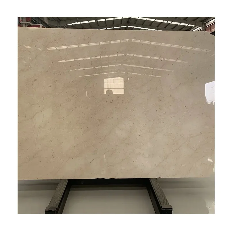 Płytki marmurowe w kolorze beżowym najwyższej jakości do ścian willi; elitarnie wyglądające płyty marmurowe w kolorze beżowym do nowoczesnych wnętrz; zakrzywione płytki marmurowe w kolorze beżowym