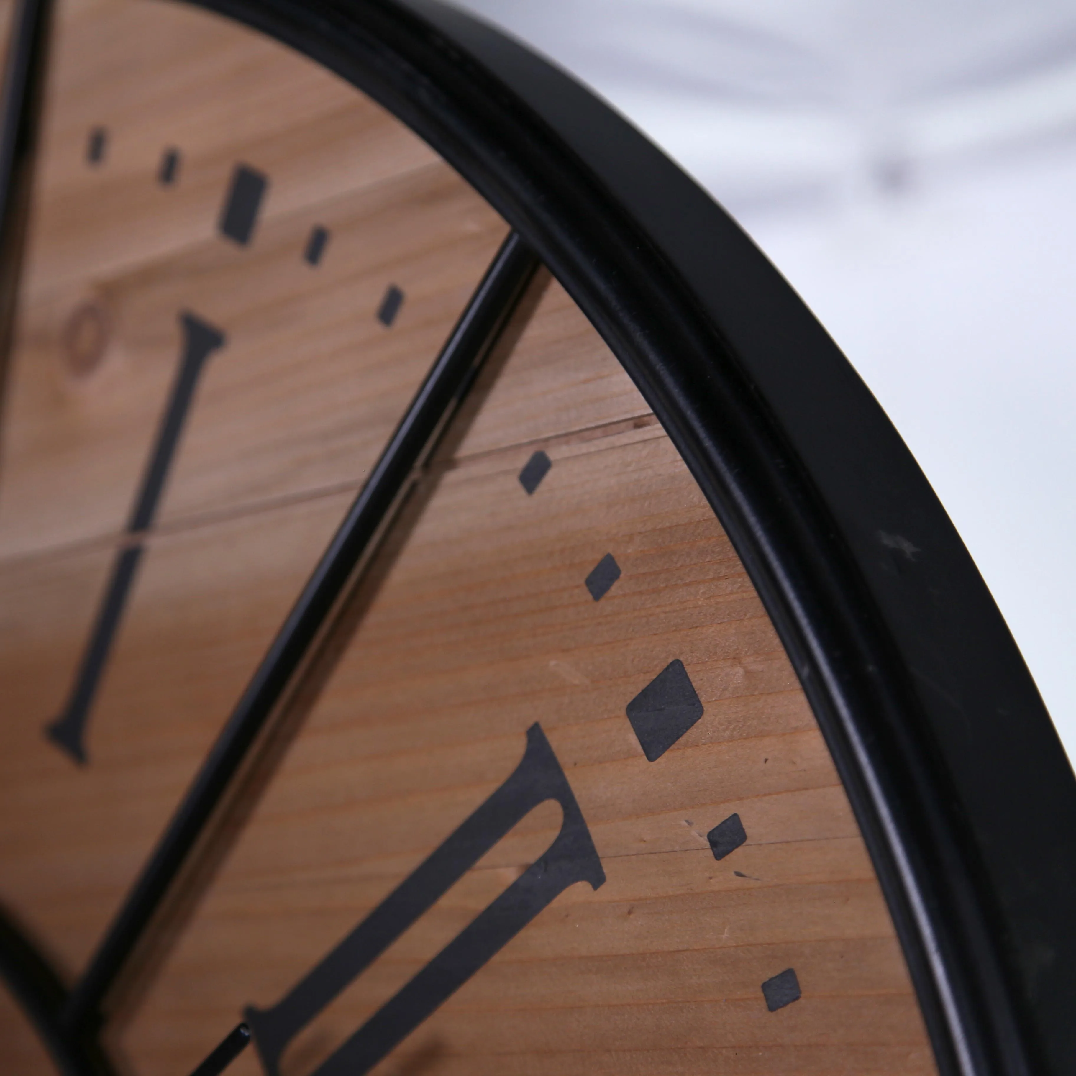 Metal Round Wall Clock Wall Clock Light Luxury Decoration Living Room