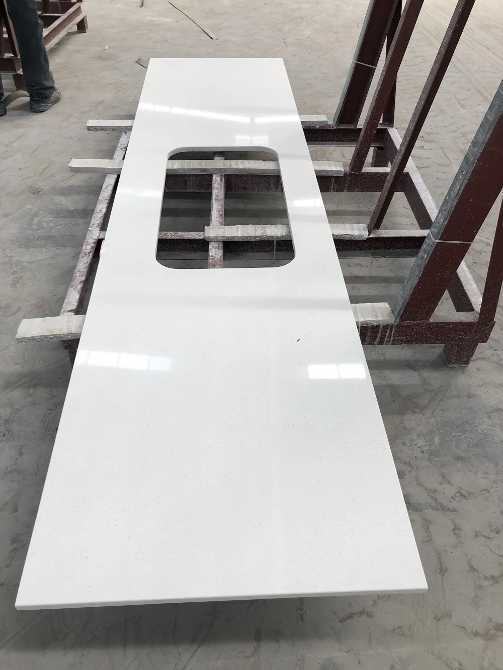 Super Quality Crystal White Quartz Countertop, Kitchen Top Artificial Stone