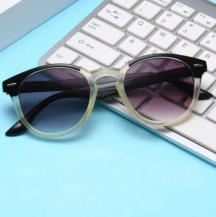 Injection Magnivision Reading Glasses with Tinted Lens Fashion Cheap Wholesale Reading Sunglasses for Outdoor
