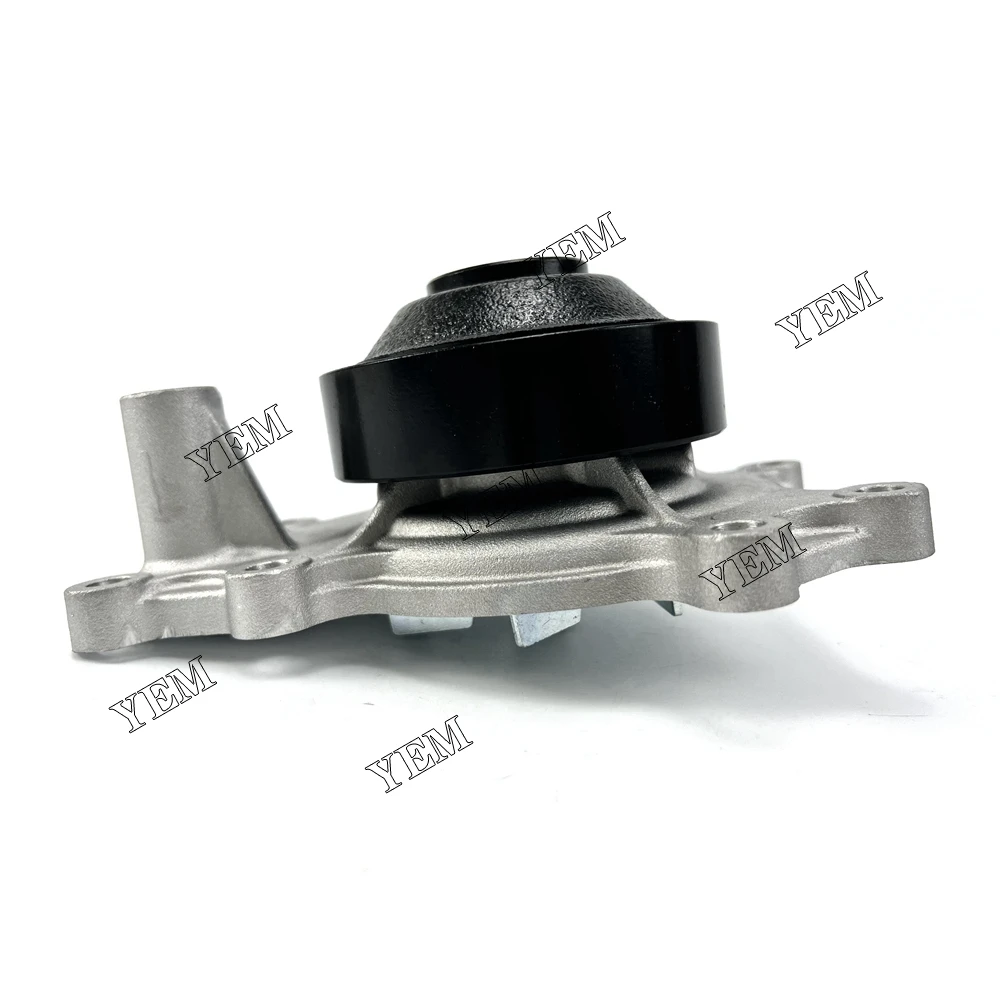 Excellent Quality 4M50 ME995072 Water Pump for Mitsubishi 6