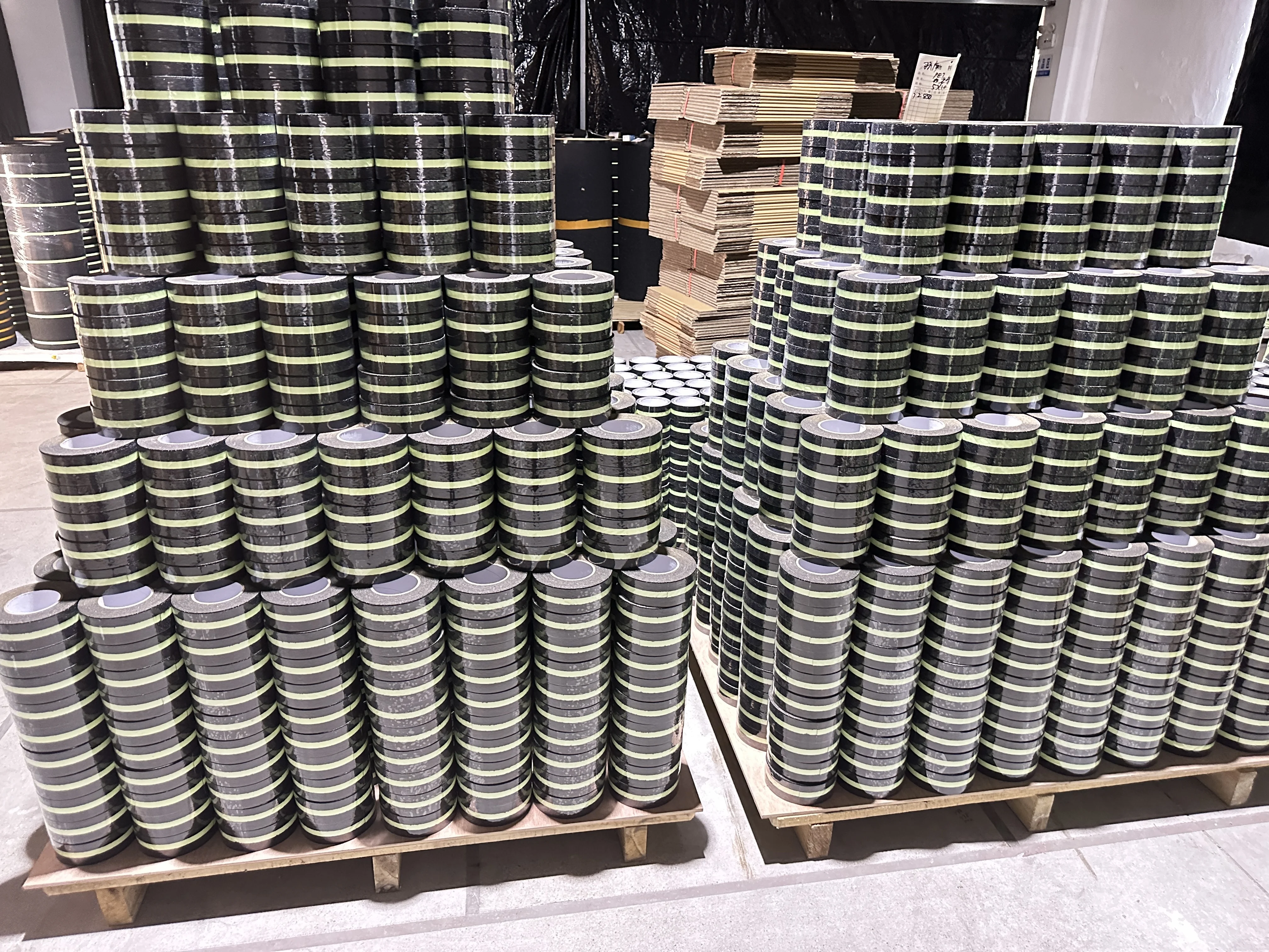 Luminous Anti-slip Tape Floor Non Skid Adhesive Stickers Glow Green Warning Light Anti Slip Traction Tape Waterproof Acrylic