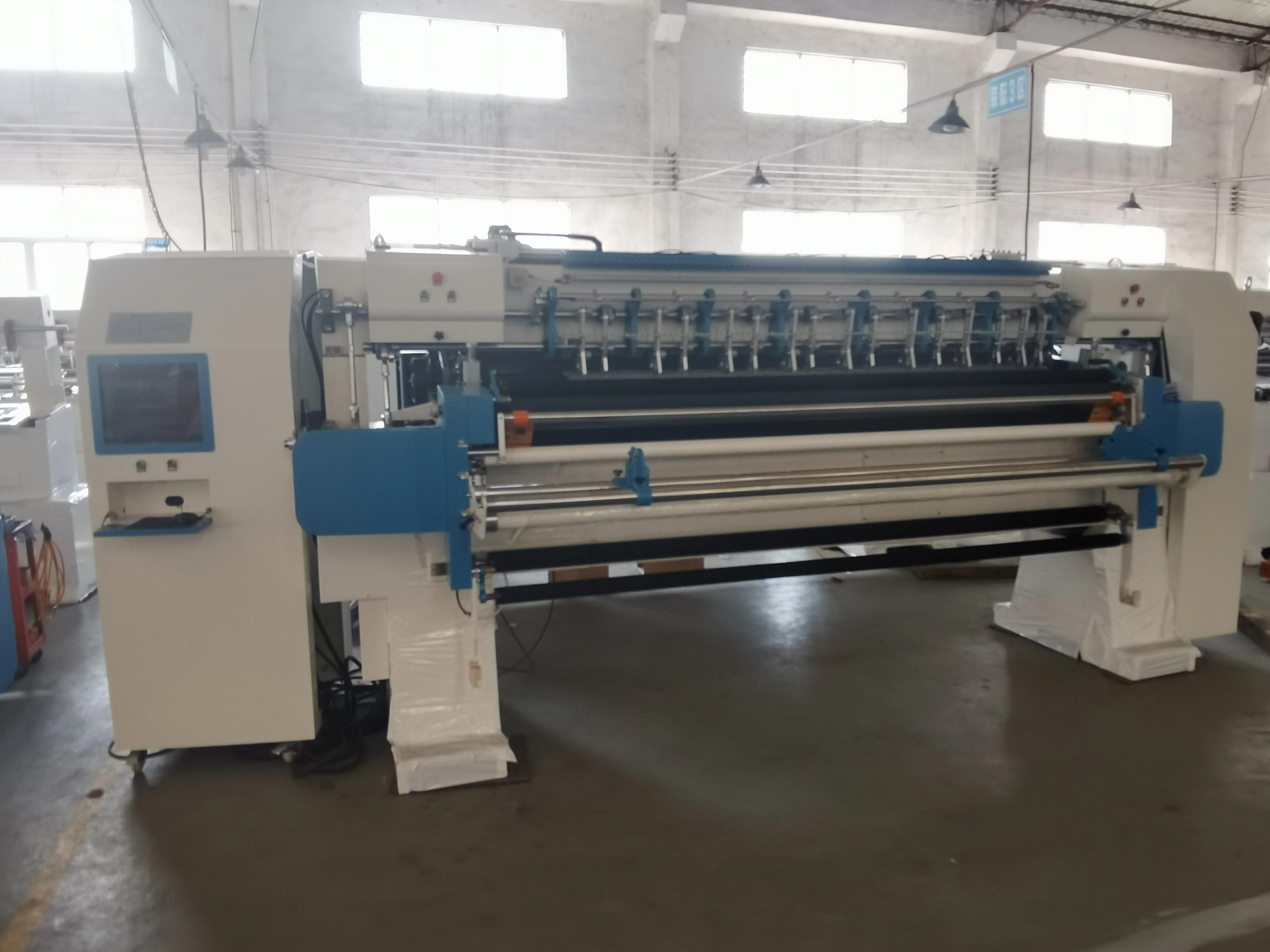 Low Noise Comforter Multi Needle Lock Stitch Quilting Machine