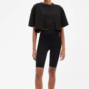 Black Cropped T-shirt Yoga Daywear Soft Breathable Cotton Jersey Oversized Fit Dropped Shoulders T-shirts