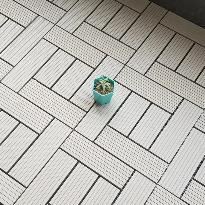 White Diy Decking Interlock Tiles Wpc for Balcony Roof Floor
