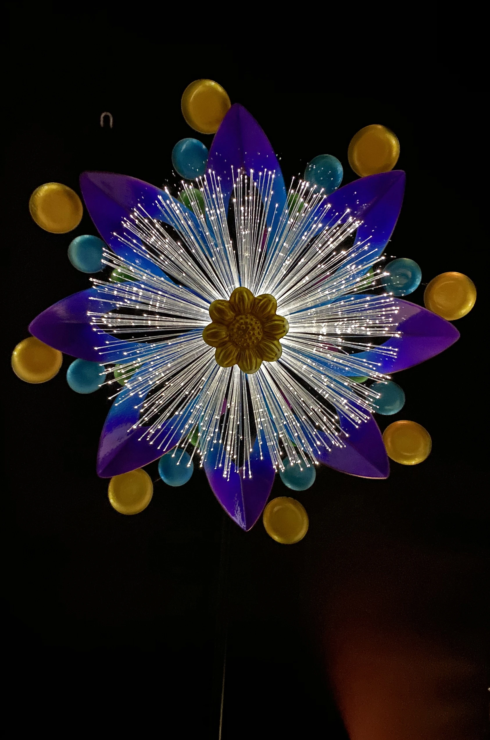 Solar Light LED Metal Decorative for Garden Wind Spinner Stake