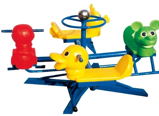 Manual 3 Seats Merry Go Round Carousel / Mini Fairground Rides Small Carousel for Sale (QX-123C)