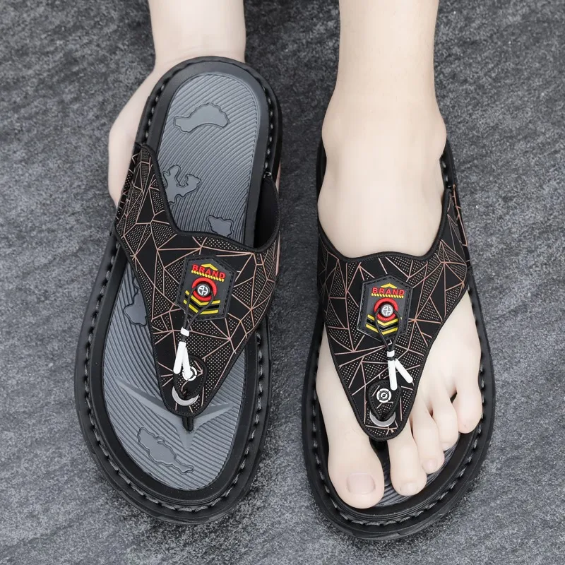 Wholesale Slides Men Sandals Summer Outdoor Beach Leather Flip Flops for Men PVC GENUINE Leather Picture Rubber Outdoor Slippers