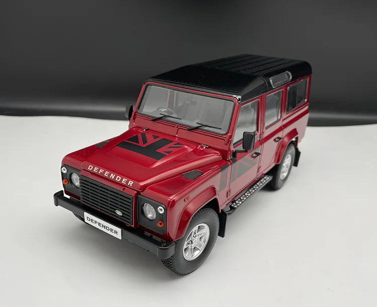 Century Dragon Land Rover Defender 110 1:18Diecast Simulation 