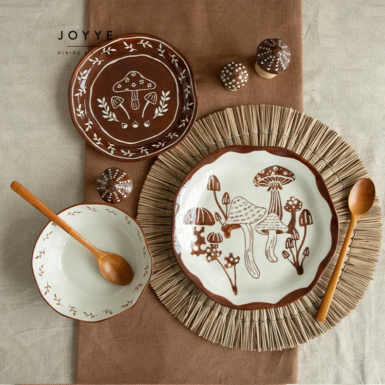 JOYYE Custom Hand-Painted Mushroom Design Dinner Bowl Set