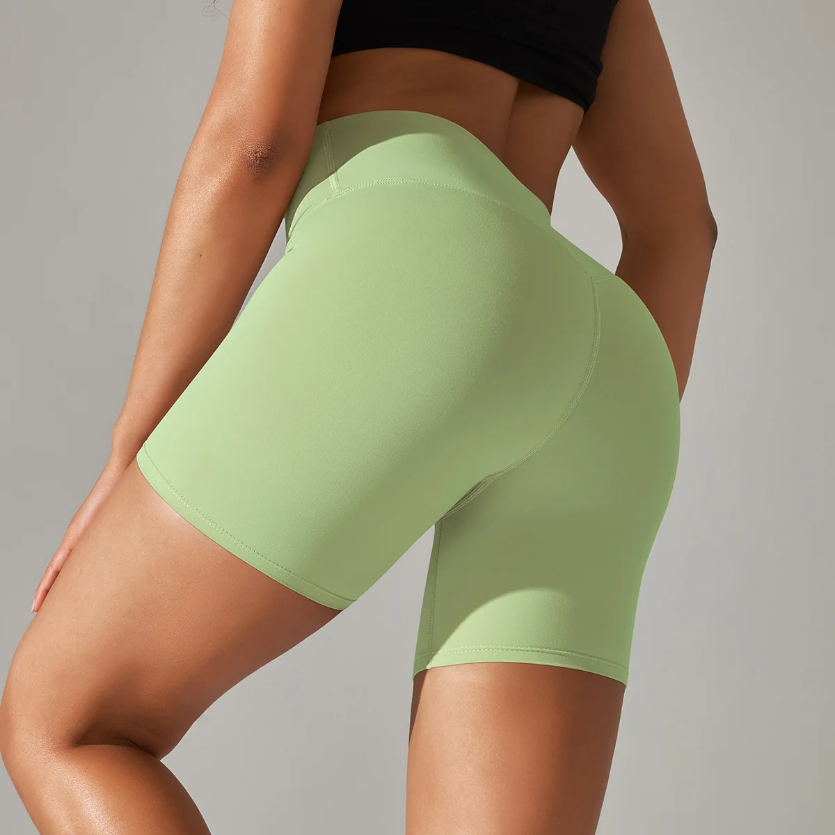 Customized new solid color Yoga Shorts High Waist Lift Hip Tight Shorts Breathable Running Three-quarter Yoga shorts factory