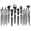 Pinceau de maquillage noir