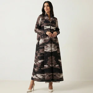 Muslim Abaya Wholesale Clothing Miyake Pleated Long Robe Design Stretchy Print Plus Size Women's Elegant Abaya
