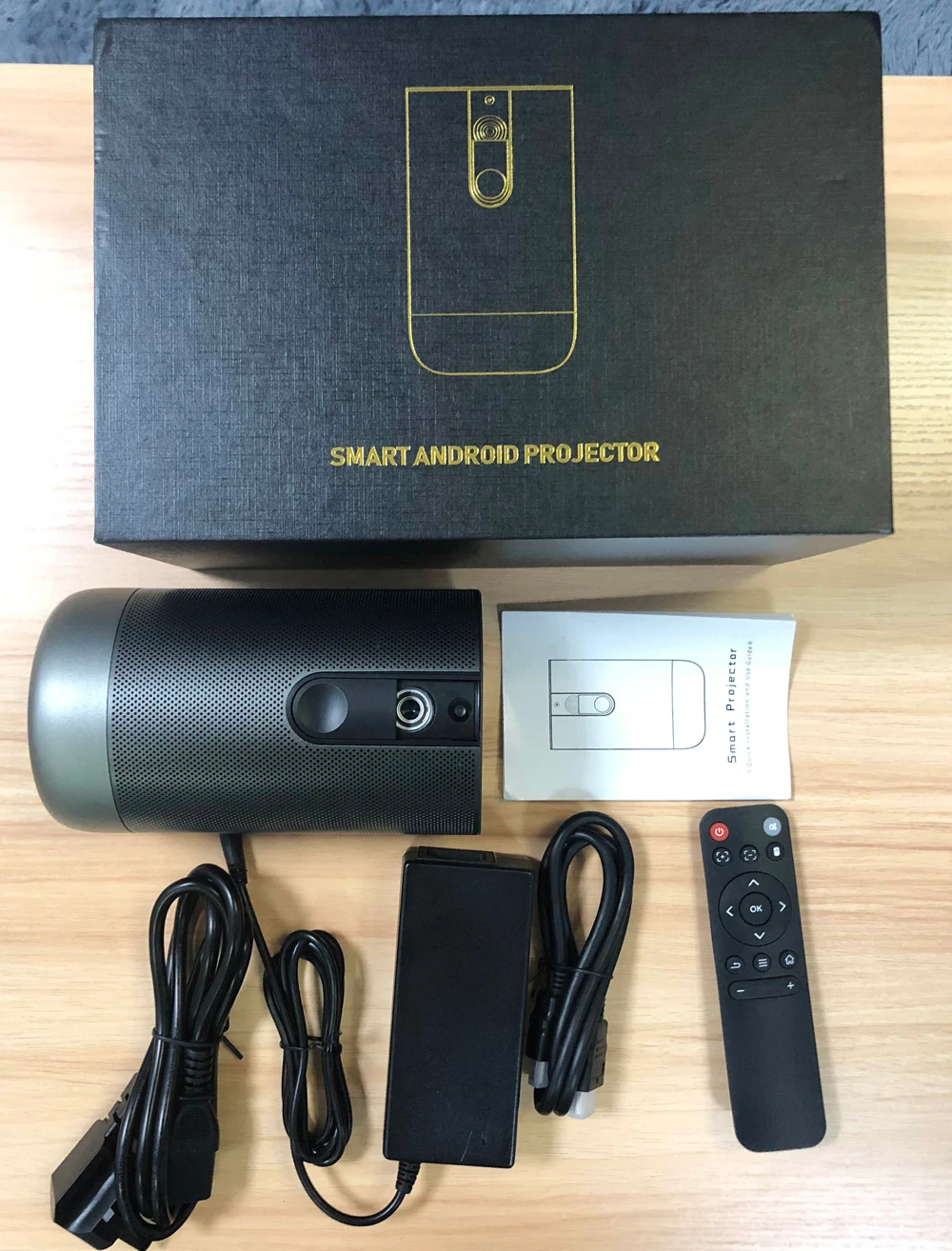 最新のAndroidシステム搭載DLPプロジェクター 200ANSIルーメン-A5 WIFI