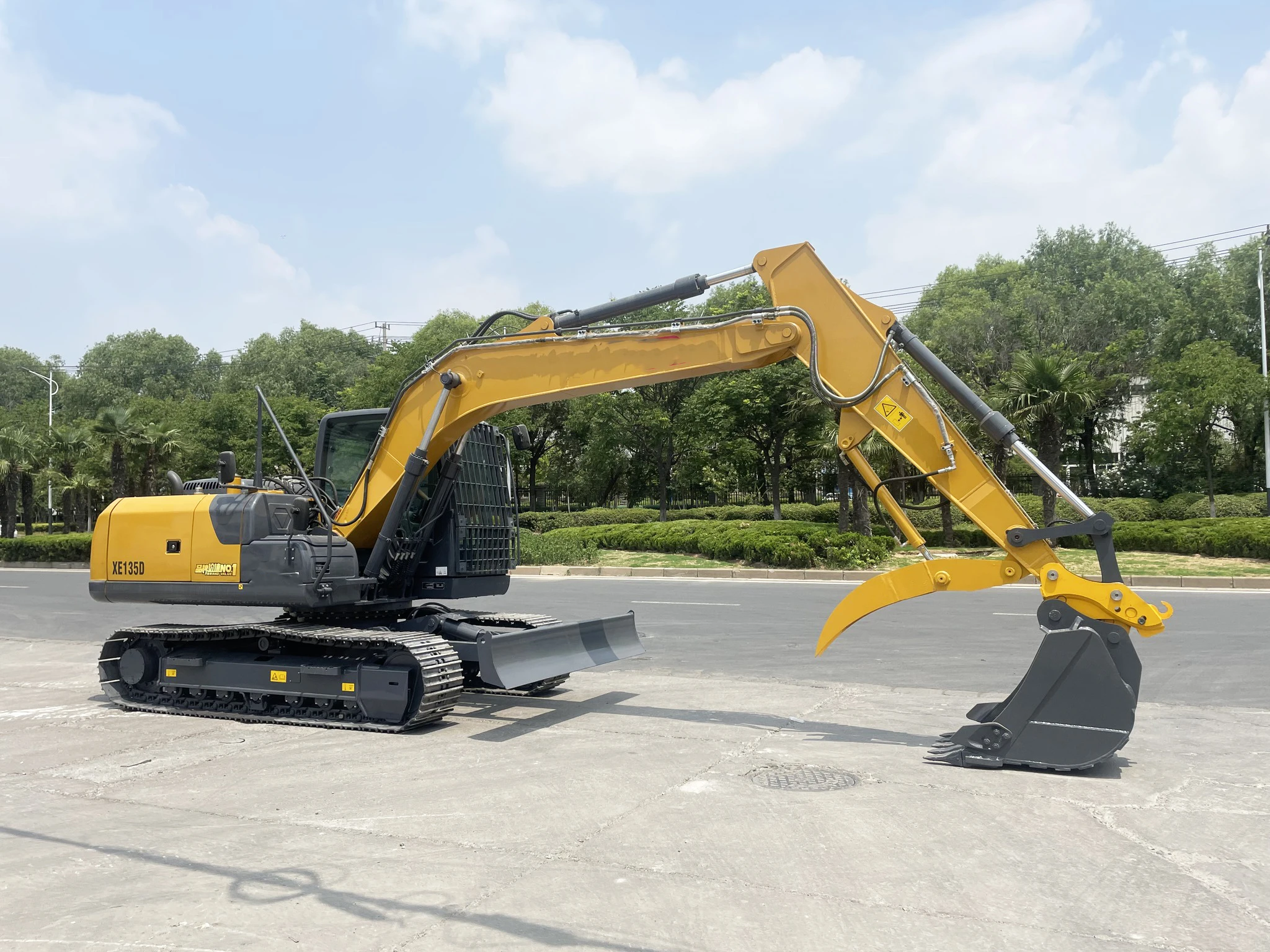14 Tons Crawler Excavator Machine With Two Piston Pumps for Sale in the Philippines