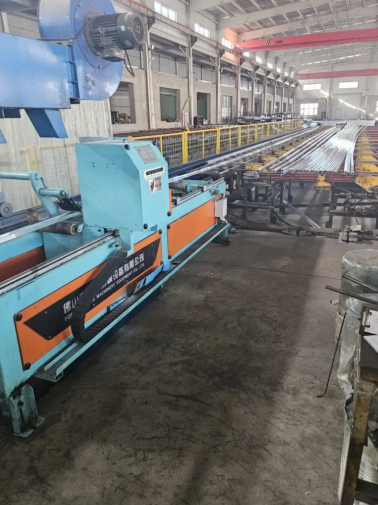 Modern Simplicity Heat Sink Ventilation Aluminum Profile Air Diffuser Extruded Aluminum Vent Profile Cutting Processing Service