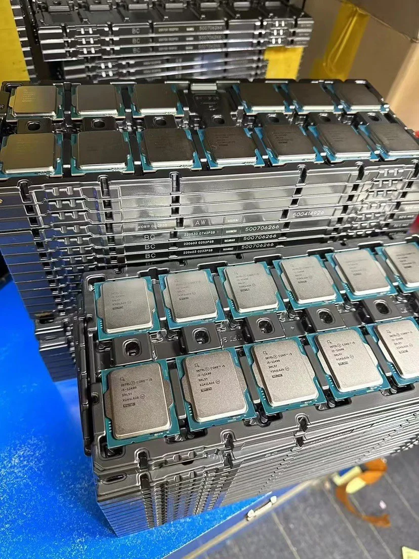 Hot Sale CPUS Core I3-8100 I5-7500 I5-8400 I5- 8500 I5-8600 I7