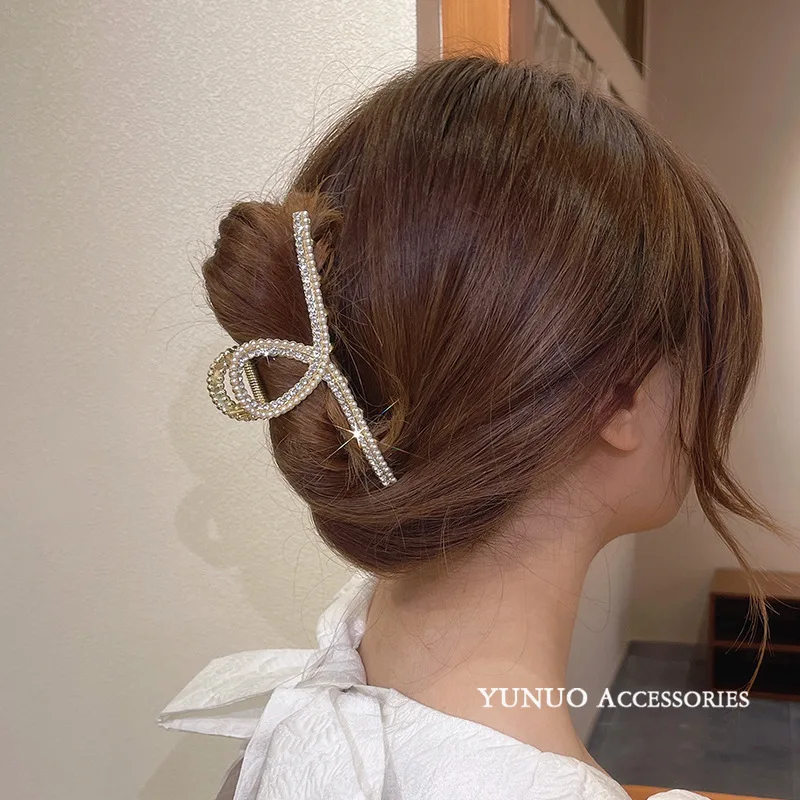 Женская заколка с перекрестными жемчужинами Xia Houtou темпераментная для волос акулой Южная Корея большая головной убор зажим