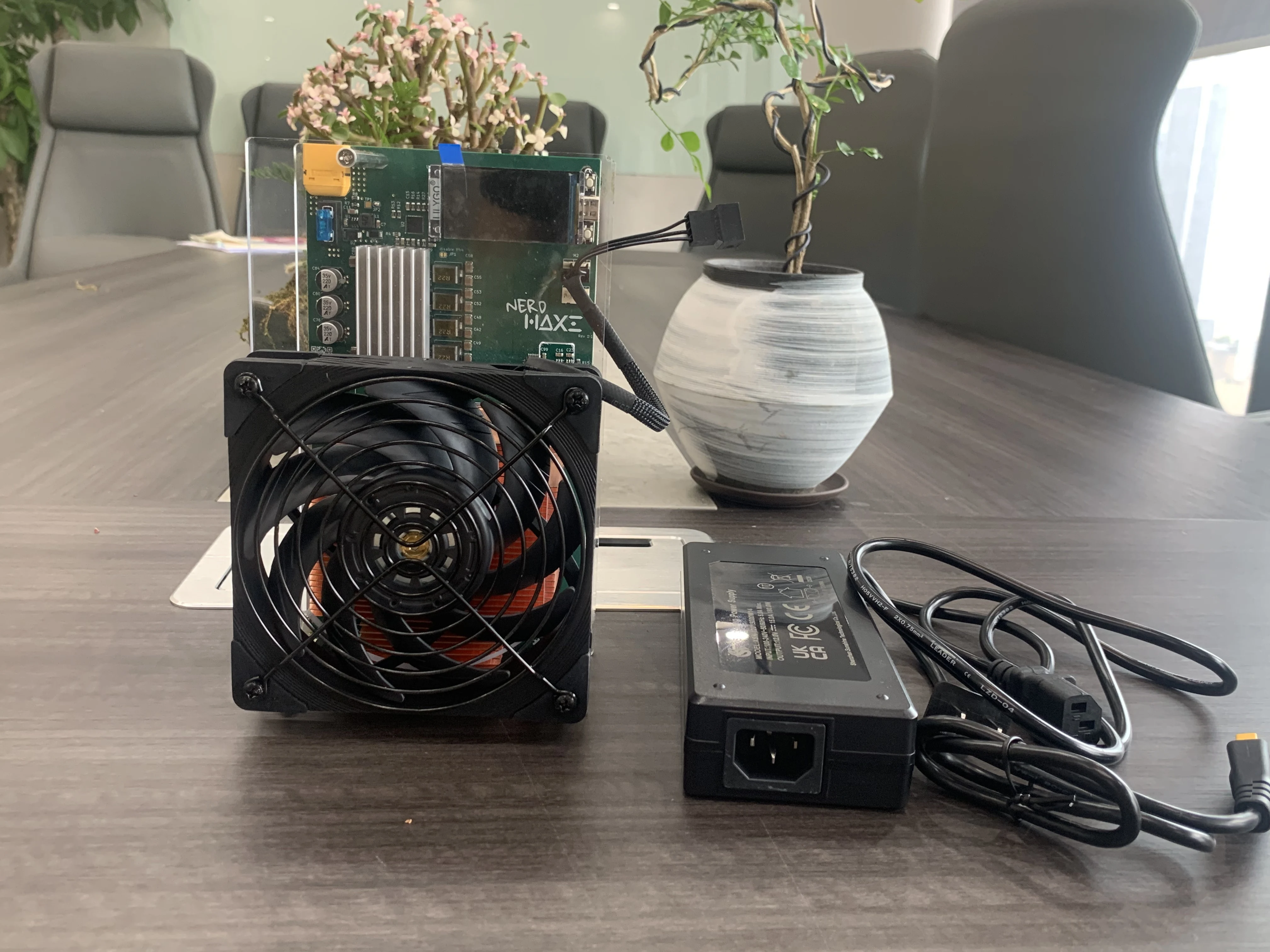 Brand New NerdHAXE-Gamma 7.2Th/s Bitcoin Miner Solo Miner 120W with Power  Supply| Alibaba.com