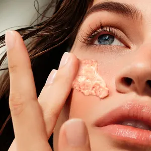 Private Label Vitamin C Retinol Exfoliating Facial Scrub Whitening Cleansing Dead Skin Removal