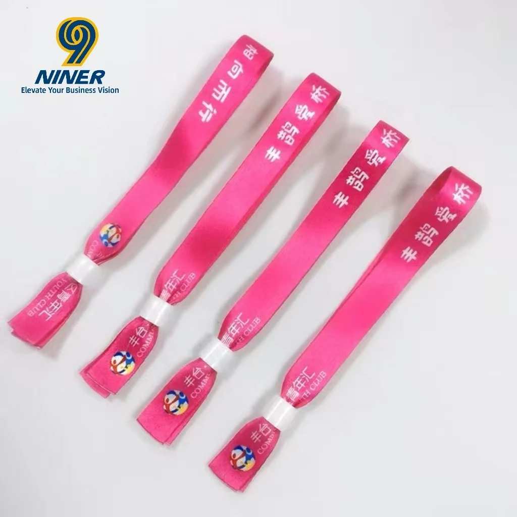 Customized Elastic Promotional Wristband with Logo Custom Woven Holiday Fabric for Activities preview 2