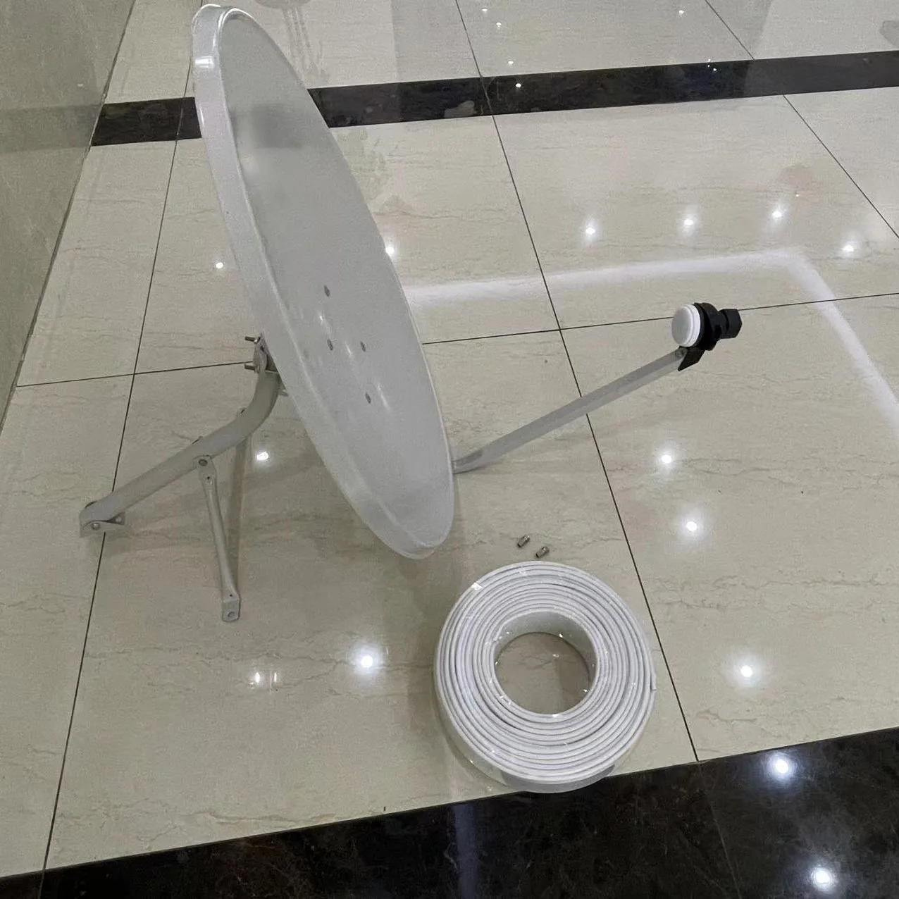 C Band 60 CM Offset Satellite Dish Parabolic Antenna Digital Tv Antenna