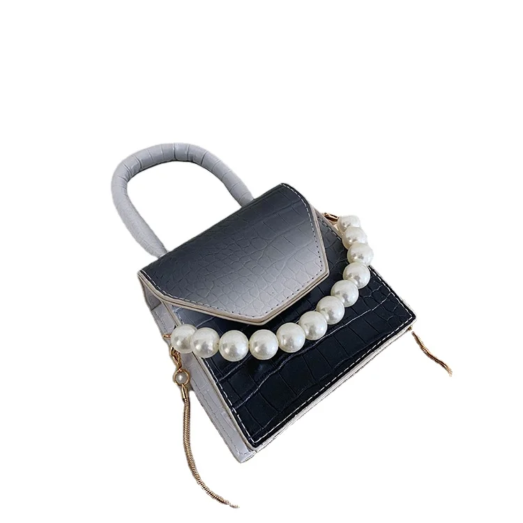 Qyahlybz banda 2021 popular cadena de hombro bolsa fresca pequeña hembra  cuadrado bolsas de hombro de las mujeres del pequeño bolso de mano barato  bolsos crossbody comprar \u003c Los bolsos de las