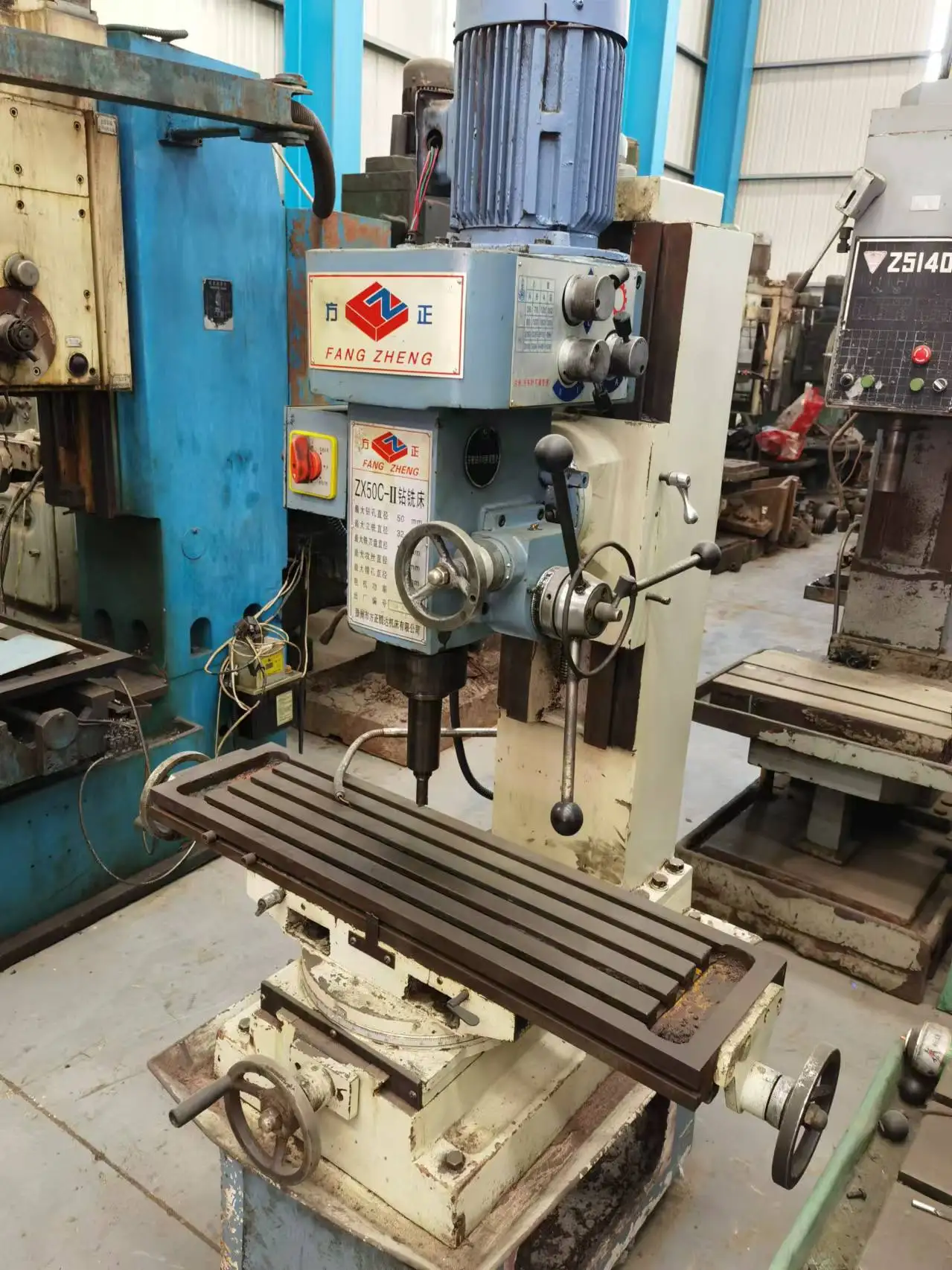 Light Digital Display No. 4 Turret Milling Machine Second-hand Machine and Small Manual Drilling and Milling Machine ZX40