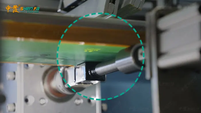 Печатная машина экрана сервопривода принтера шелка флакона духов полностью автоматическая для индустрии духов