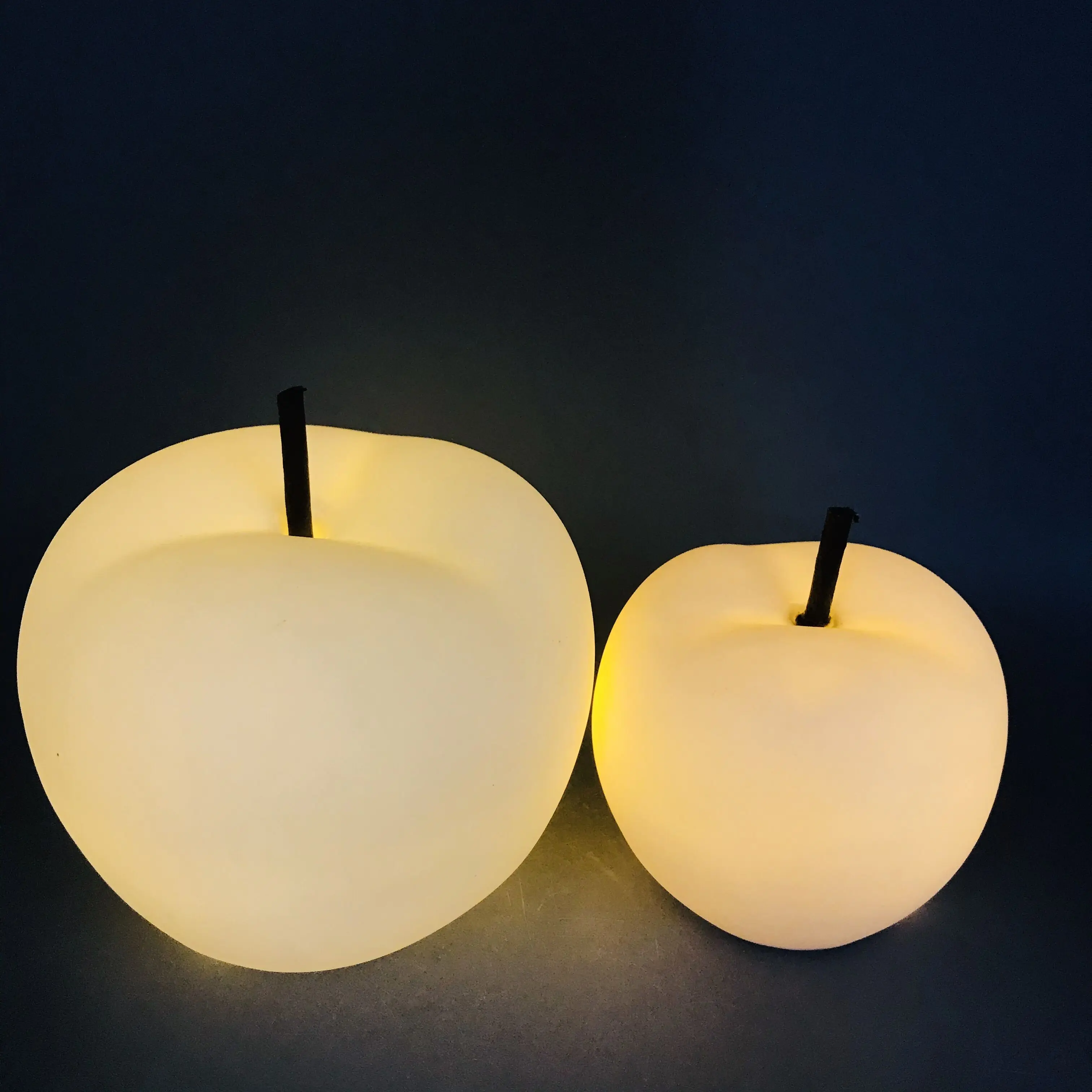 Factory direct sales Christmas decor porcelain apple with LED