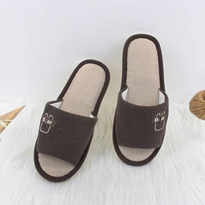 Fashion  Bear  Indoor Fashion  Slippers for Couples Soft Anti-Slippery Open and Round Toe Design for  Spring and Autumn Seasons