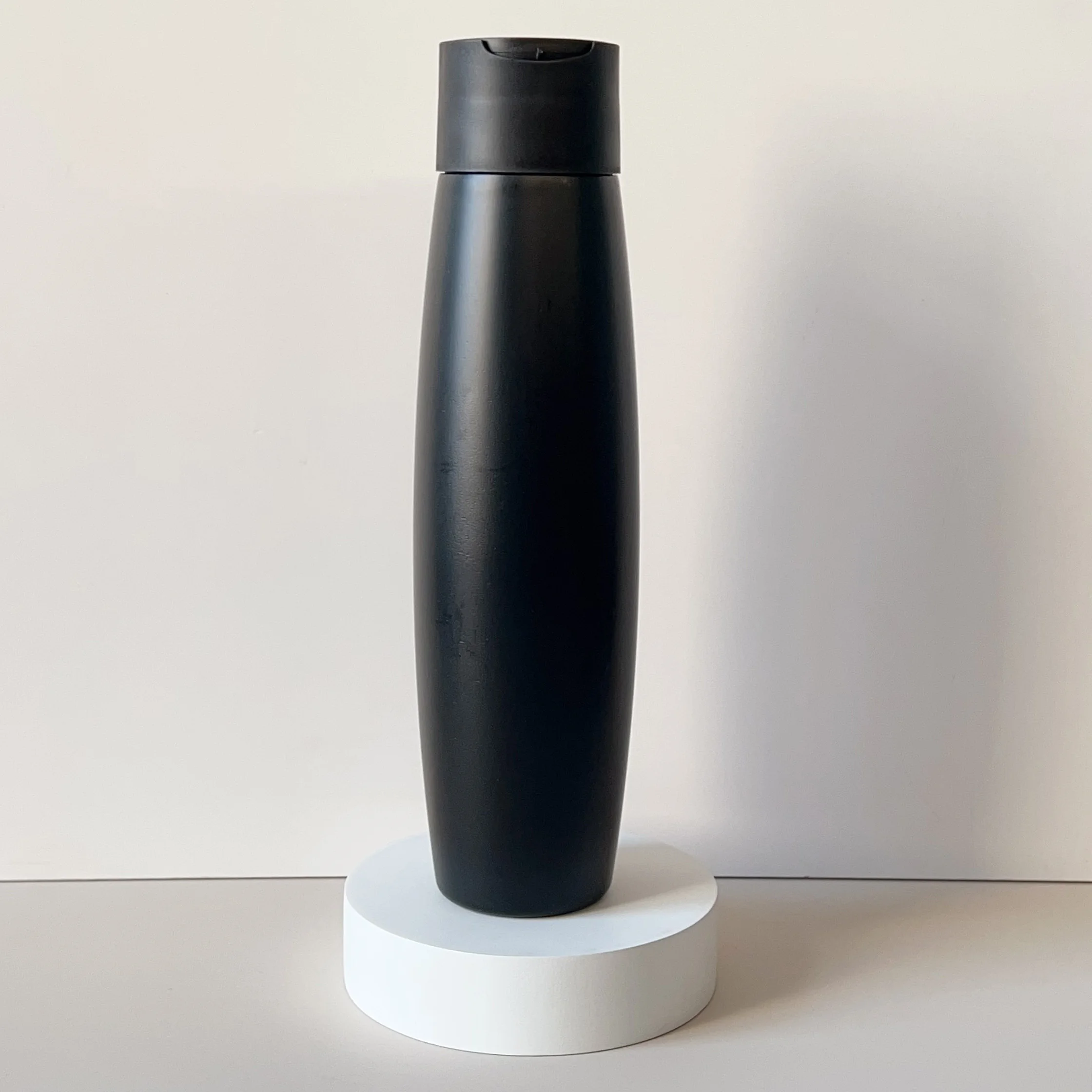 Sunscreen Plastic Bottle Wholesale Custom 500ml HDPE Extrusion Plastic Sunscreen Packaging Bottle