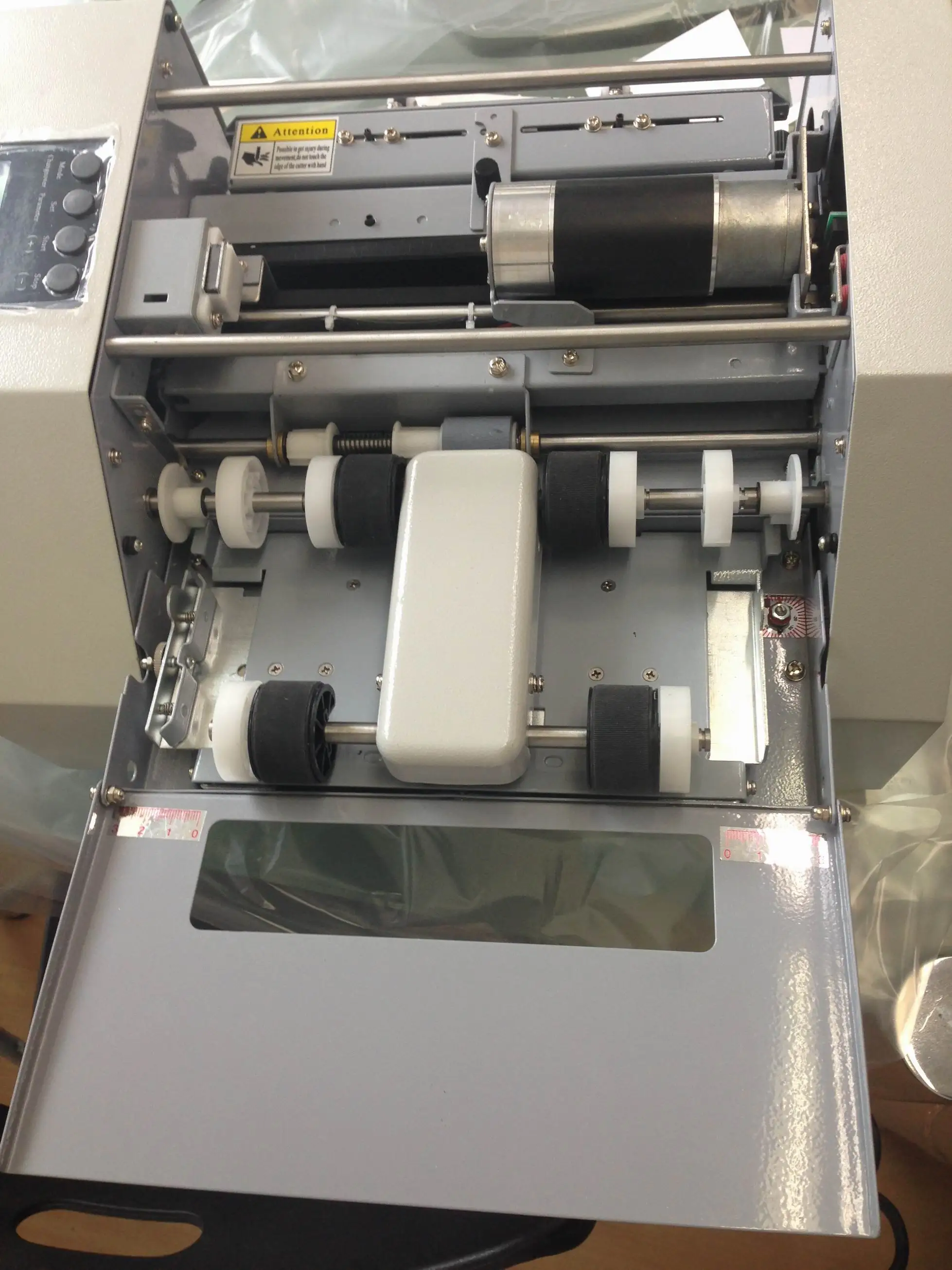 1984 Sim Card Cutter
