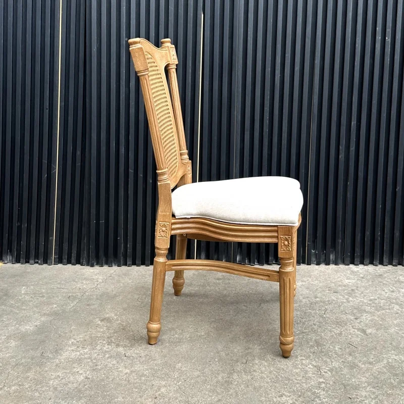 PP Outdoor Event Chairs White Cushioned High end For Wedding Banquet With Durable Design