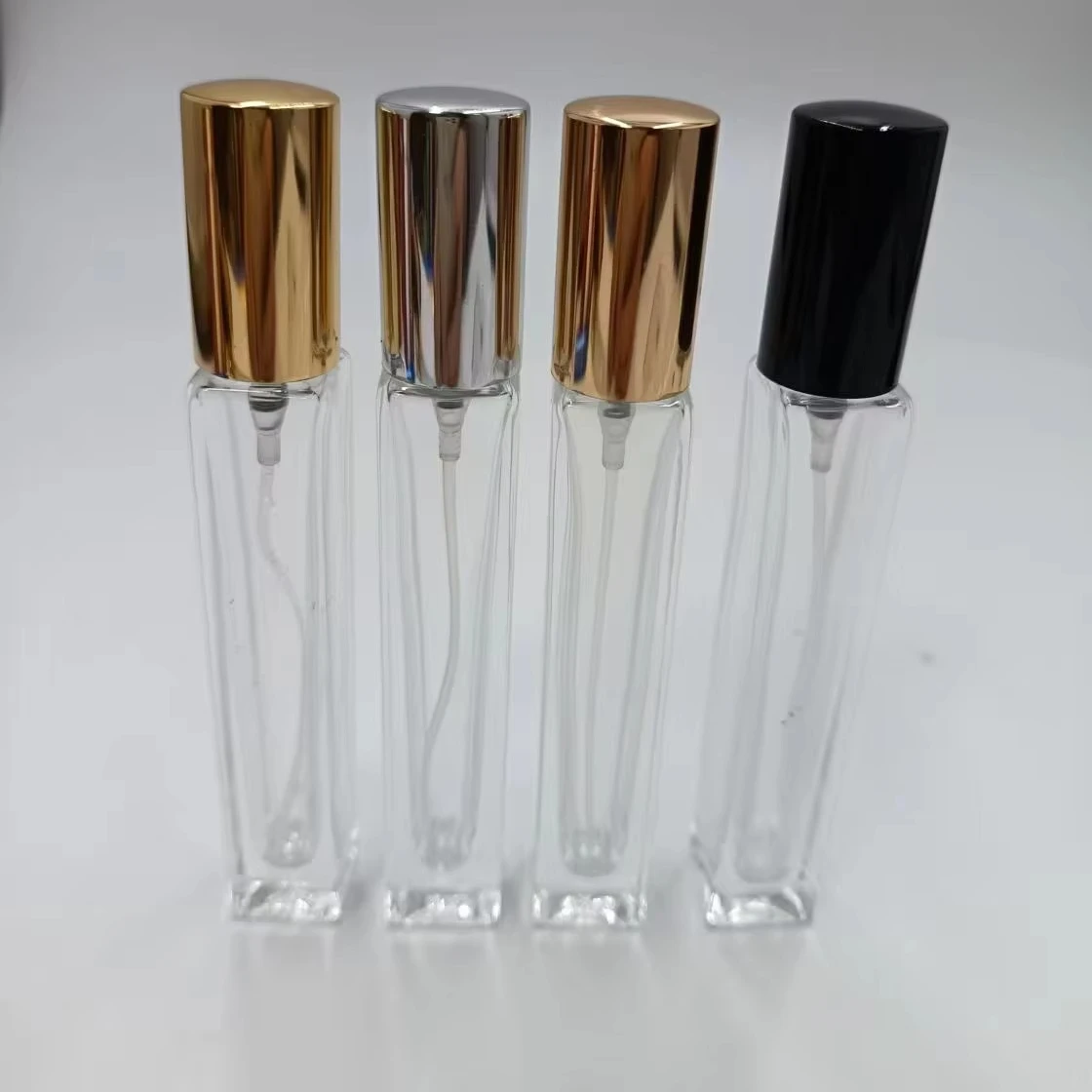 دولاب 13mm 10ml مربع شیشه عطر شیشه‌ای شفاف