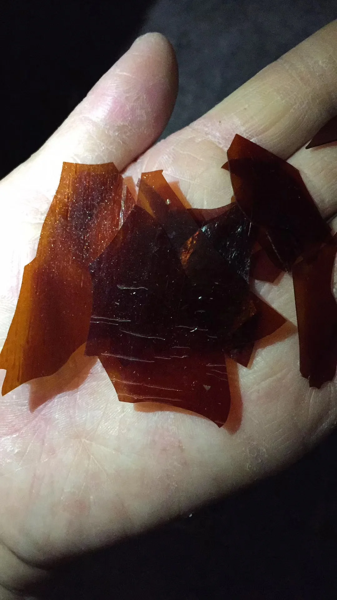 Natural Resin Shellac Flakes