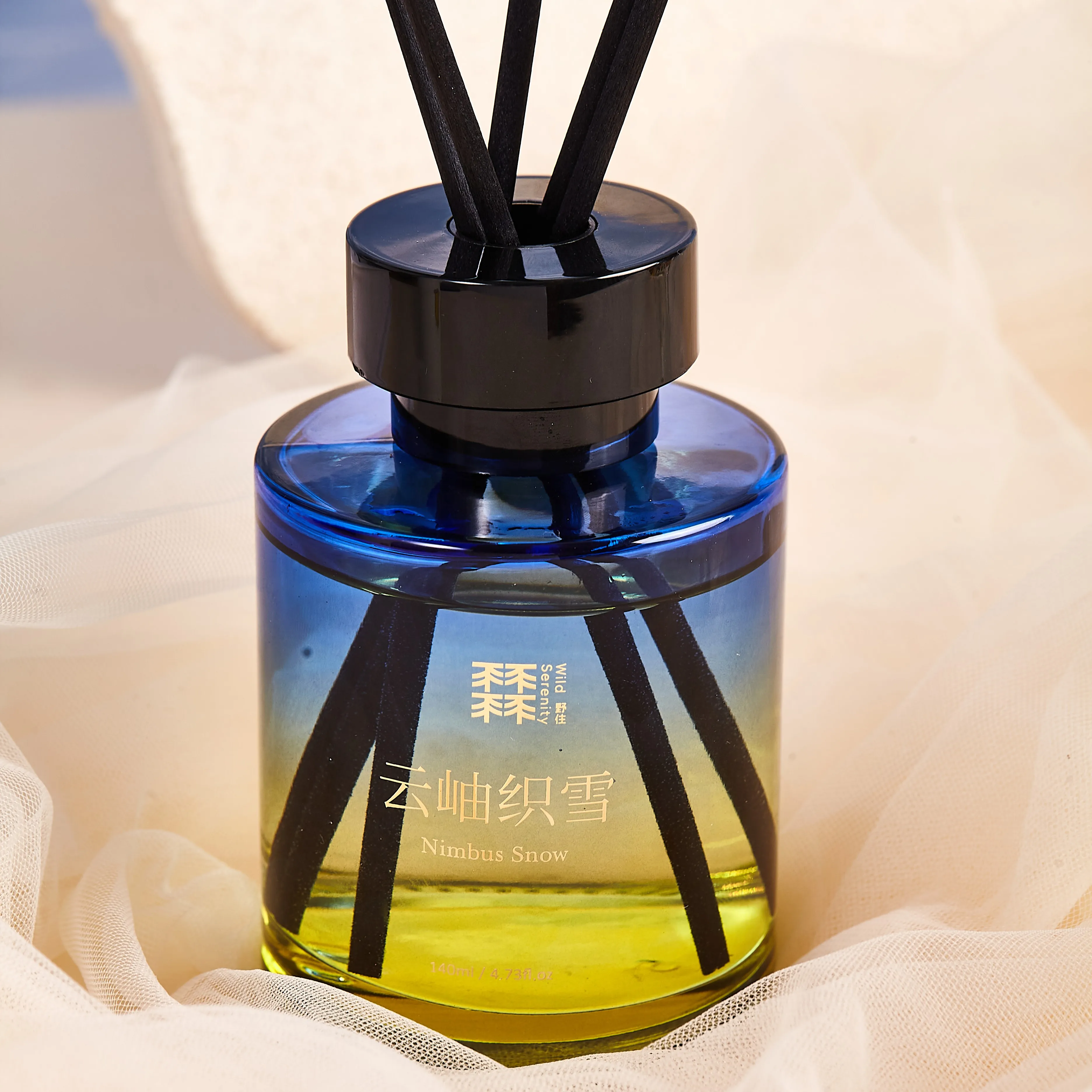 Good-price Aromatic Scented Glass Reed Diffuser Perfume Fragrance Diffuser Natural Essential Oil Reed Diffuser