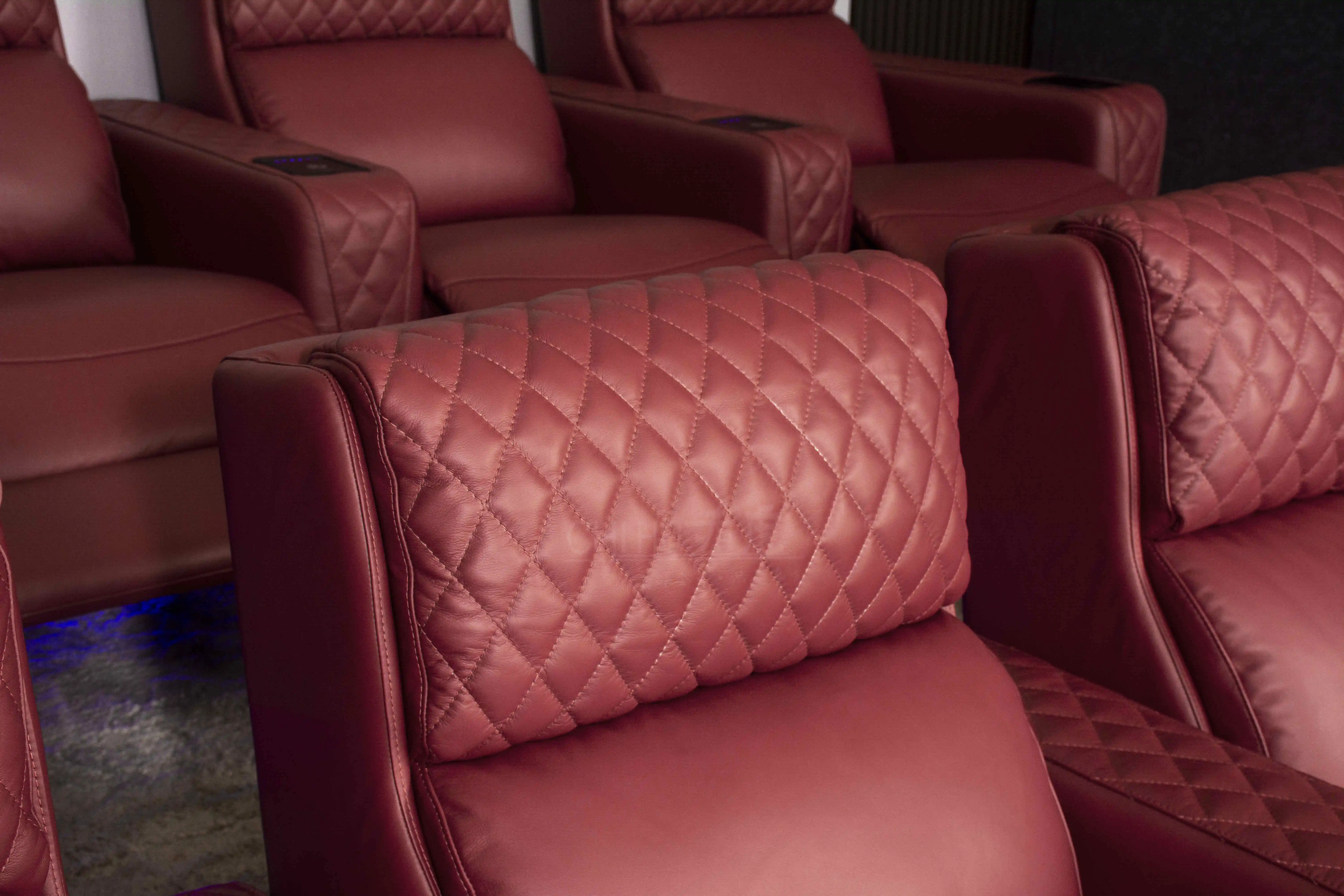 Intelligent Combination Modern Simple Home Theatre Seat Media Room Electric  Home Cinema Sofa Seat Vip Cinema Seating