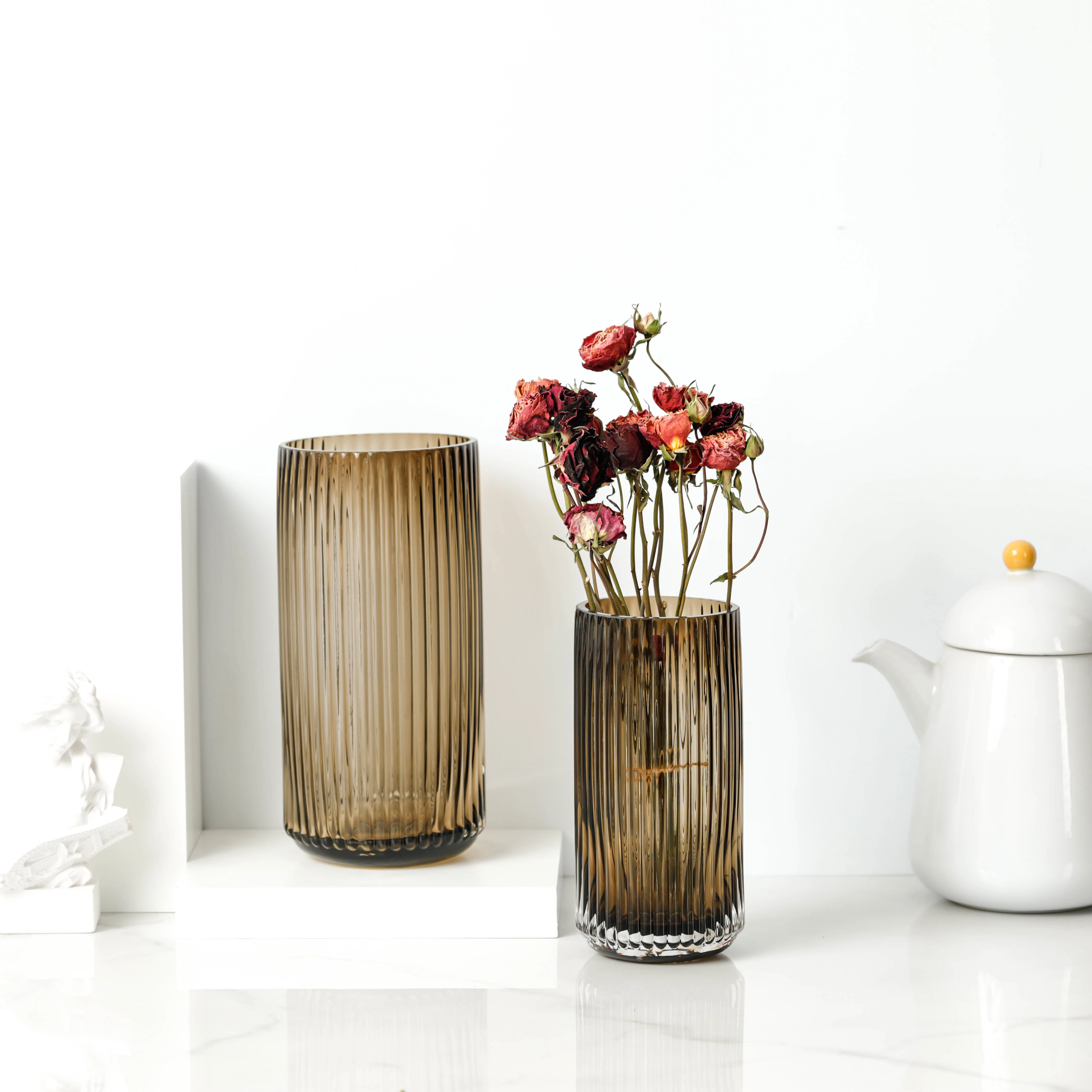 Rylava High Quality Classics Cylinder Hand Blown Glass Flower Vase For